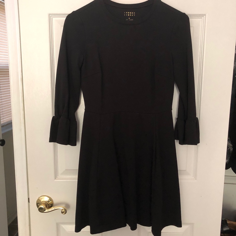 Kate spade flounce sleeve dress